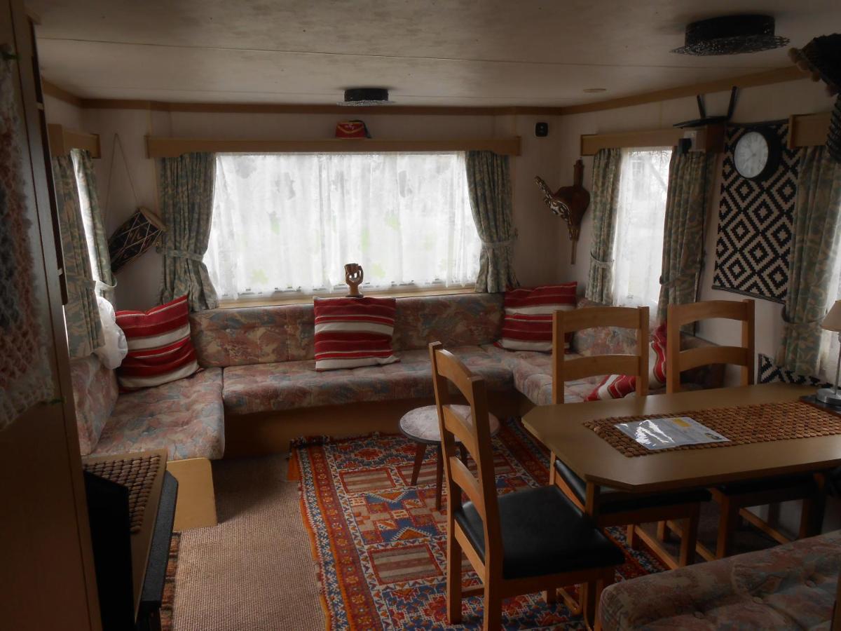 'The Cabin'. A Cosy Private & Secure Holiday Home. Padeswood Esterno foto