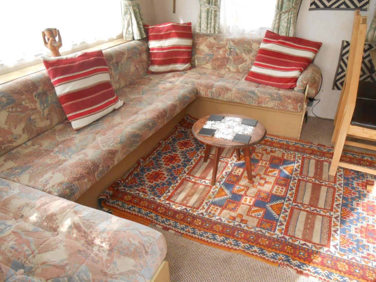 'The Cabin'. A Cosy Private & Secure Holiday Home. Padeswood Esterno foto